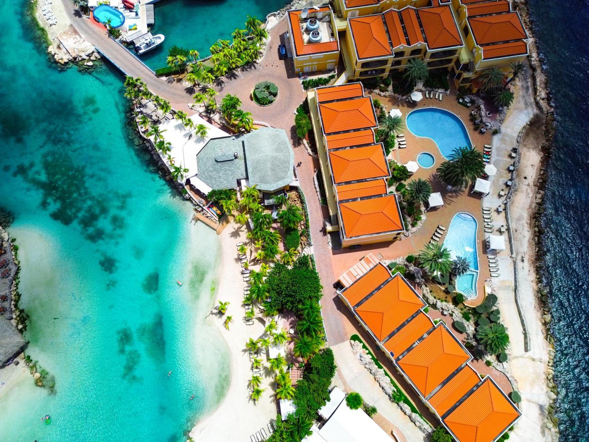 The Royal Sea Aquarium Resort Willemstad Bagian luar foto